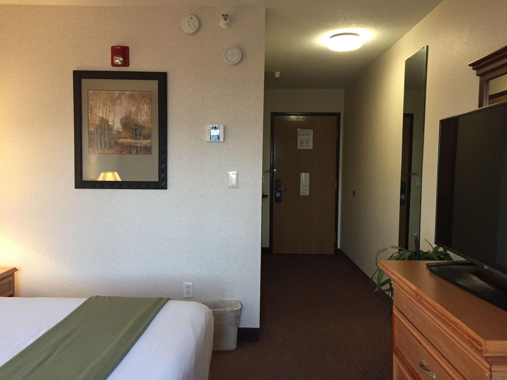 Quality Inn & Suites 윌로즈 외부 사진
